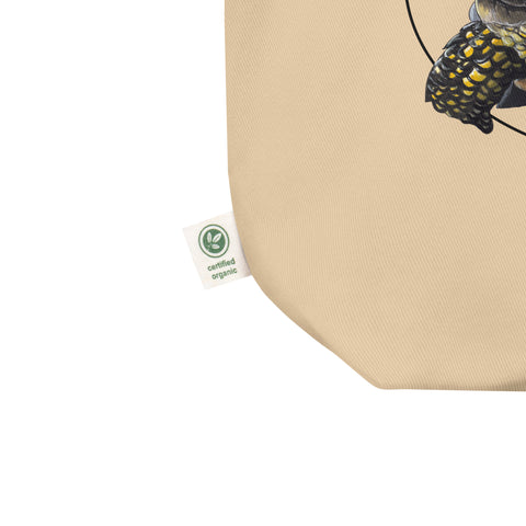 Detail of our tote bag with the organic certificate label. Also PETA approved vegan.
