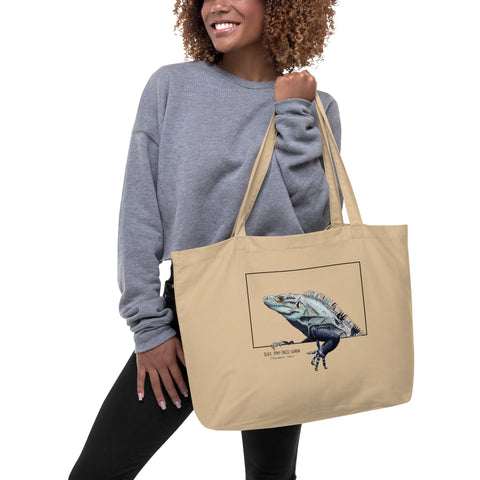 Large tote bag with print of an iguana. Beautiful print of hand-drawn animal, 100% organic cotton. Beach bag, shopping bag, travel bag, or just as a present. PETA-approved vegan.